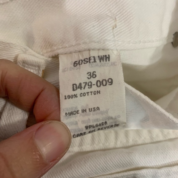 Women’s Wrangler white shorts - Picture 3 of 5